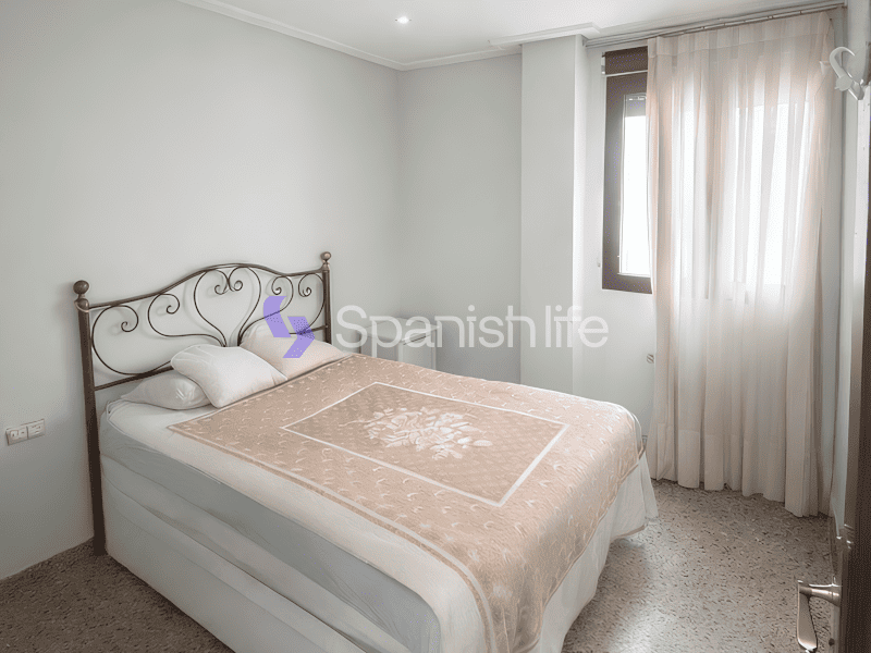 Фото: Квартира 4 спальни 111 м² в Валенсии