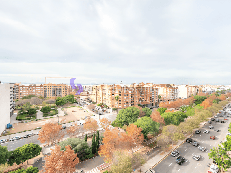 Фото: Квартира 3 спальни 116 м² в Валенсии