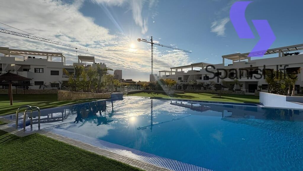 Apartamento 2 dormitorios 74 m² en Finerstat