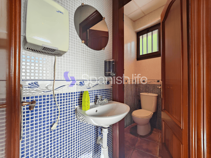 Foto: Inmueble comercial de 132 m² en San Martín del Rey Aurelio