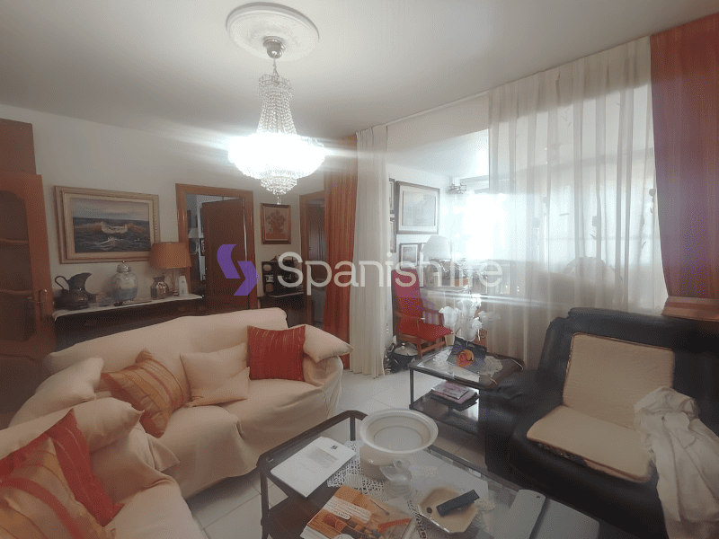 Apartment 4 bedrooms 90 м² in Benidorm