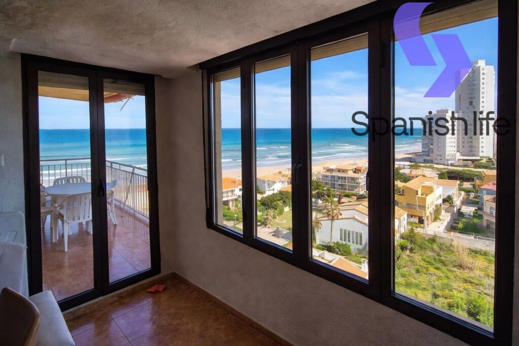Penthouse 3 bedrooms 100 m² in Valencia
