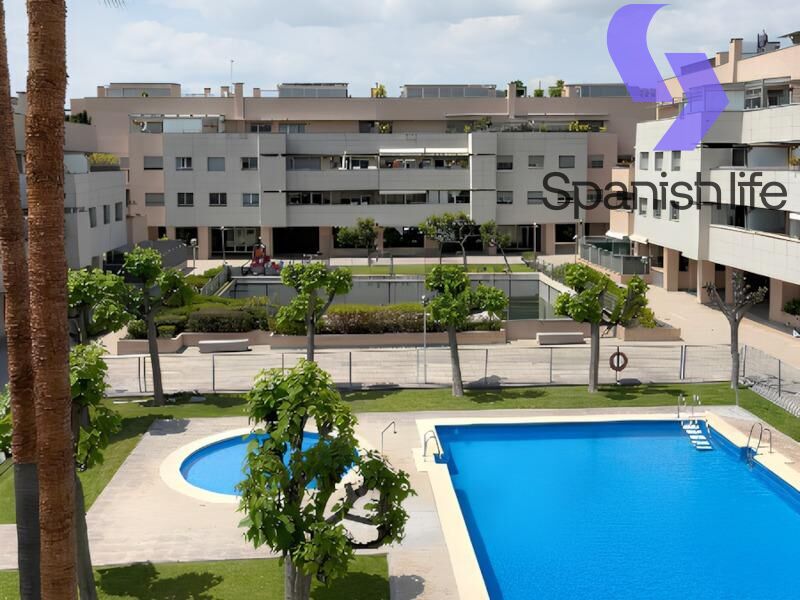 Piso 3 dormitorios 140 m² en Valencia