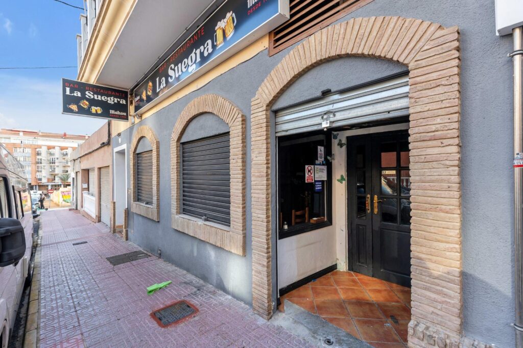 Commercial Premises in Torrevieja Center – Excellent Investment Opportunity