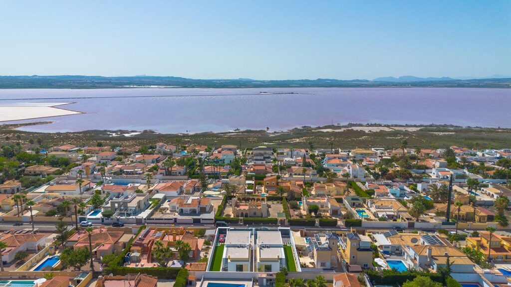 Luxury villas with sea view in LOS BALCONES!