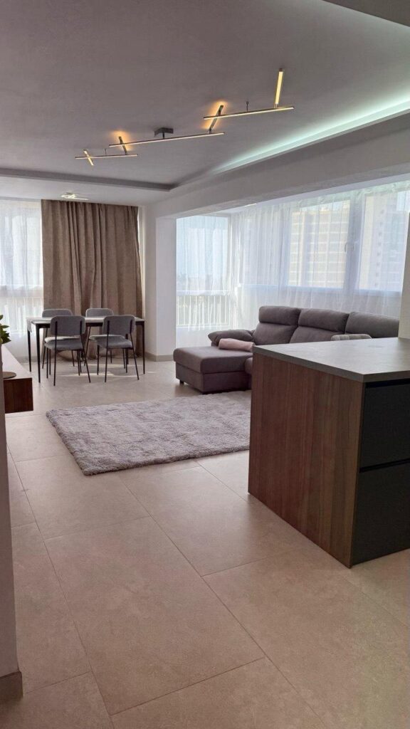 Corner apartment turnkey, 250 m from Levante Beach — Benidorm (Alicante) Corner apartment turnkey, 250 m from Levante Beach — Benidorm (Alicante)